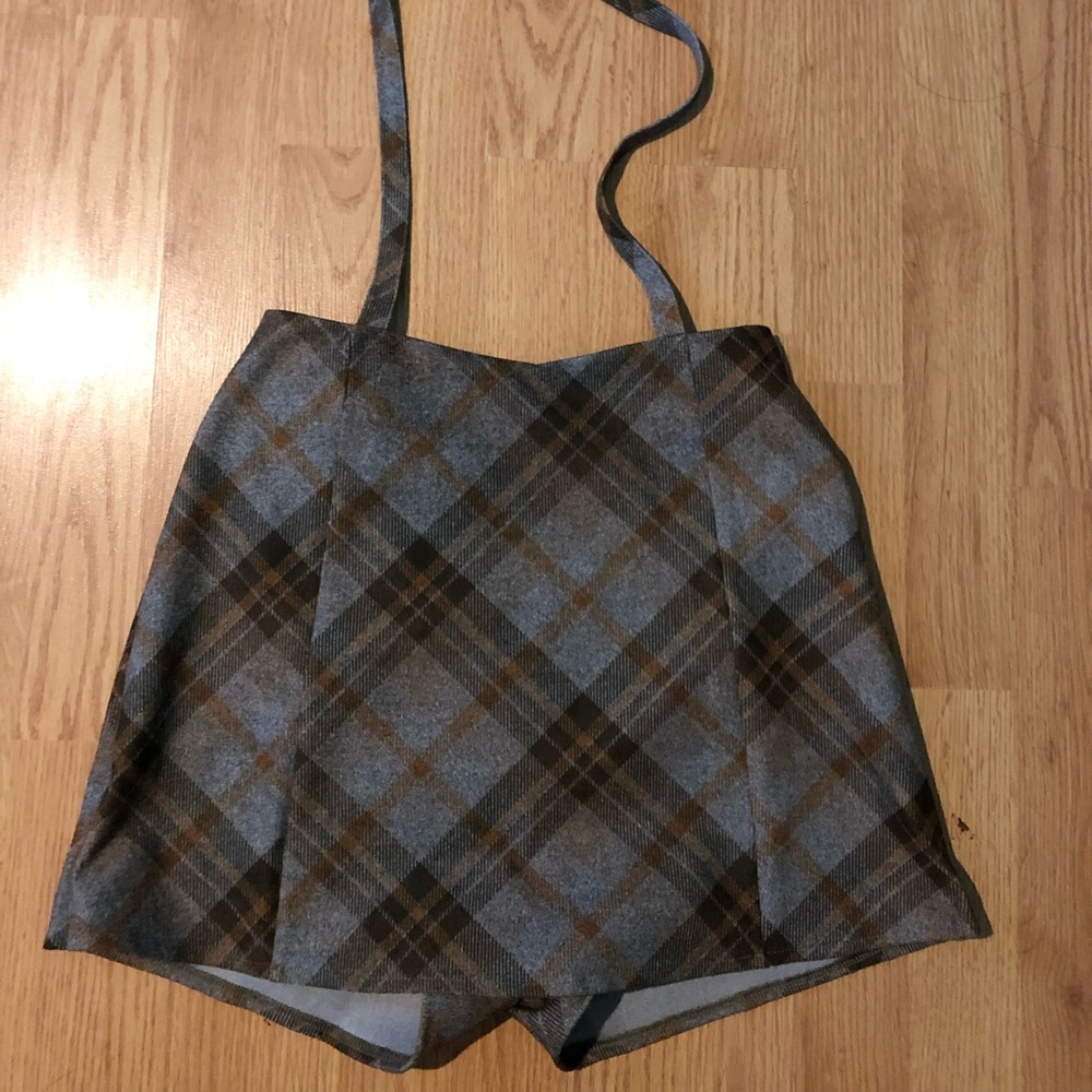 NWT, Plaid Jumper, Size Medium , Girls